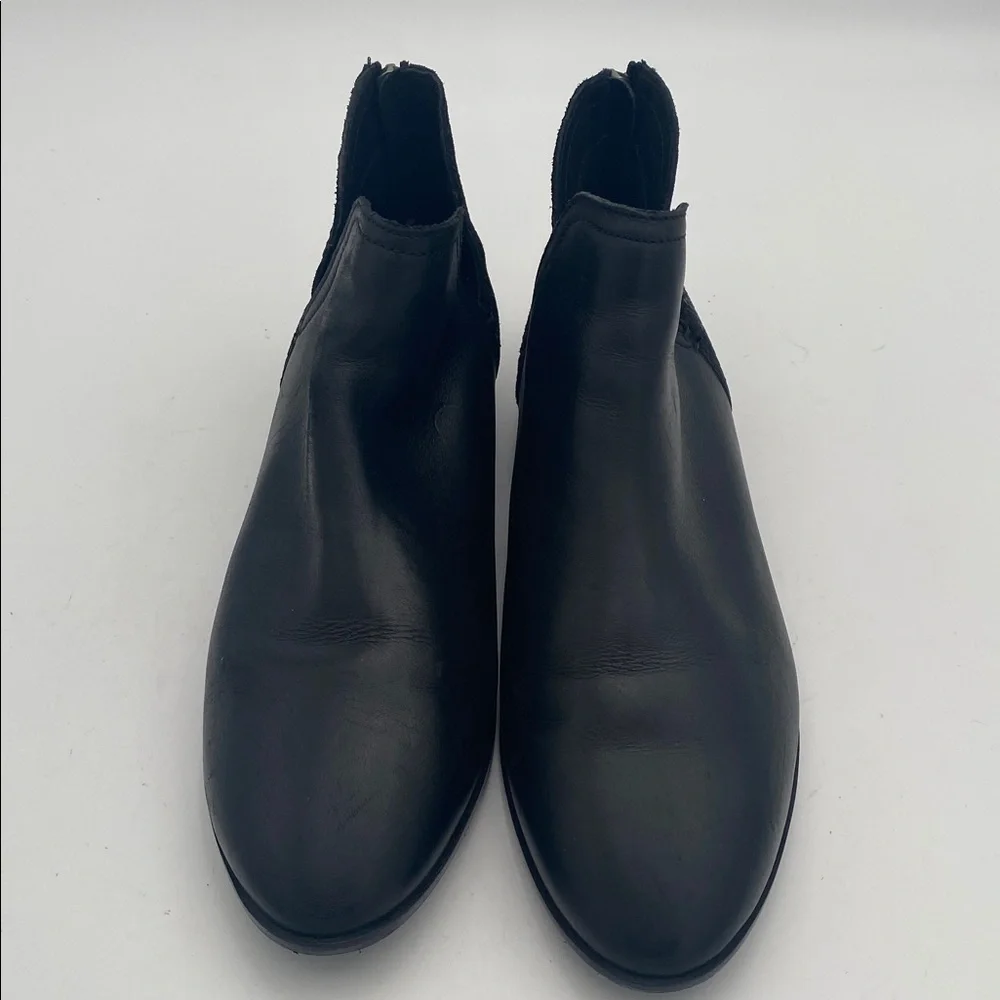 Kenneth Cole Reaction Black Leather and suede women 11.5M casual office retro